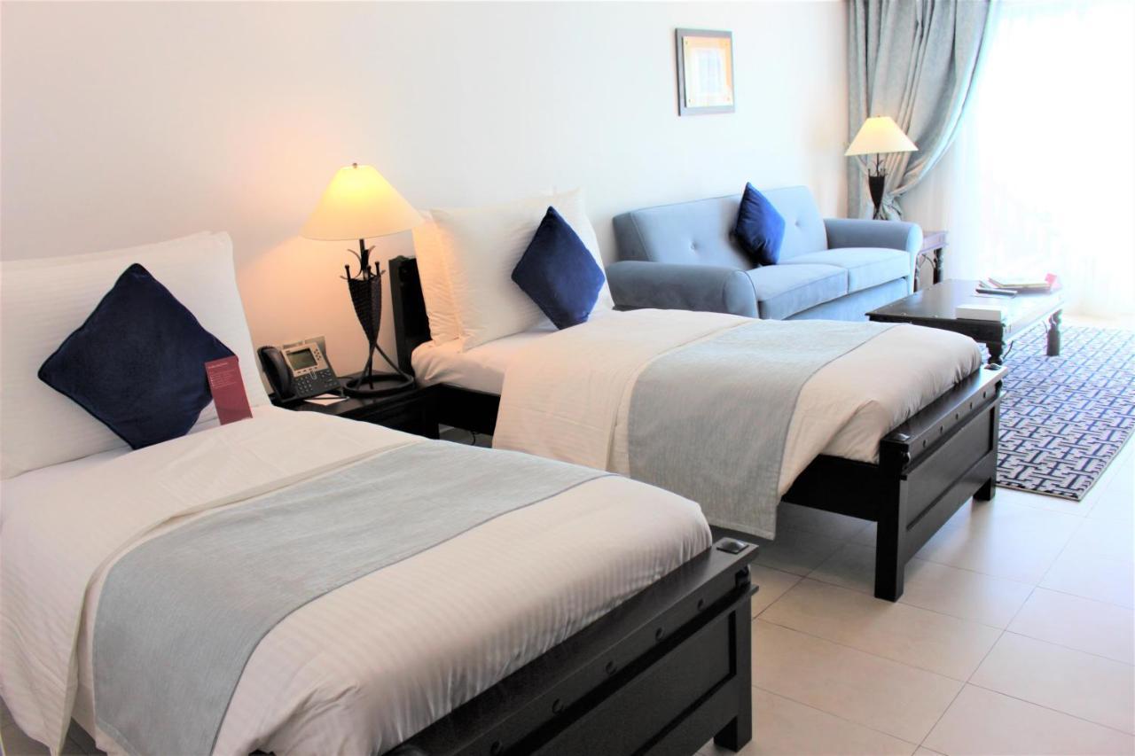 Moevenpick Hotel & Resort Al Bida'A Salmiya Exterior photo