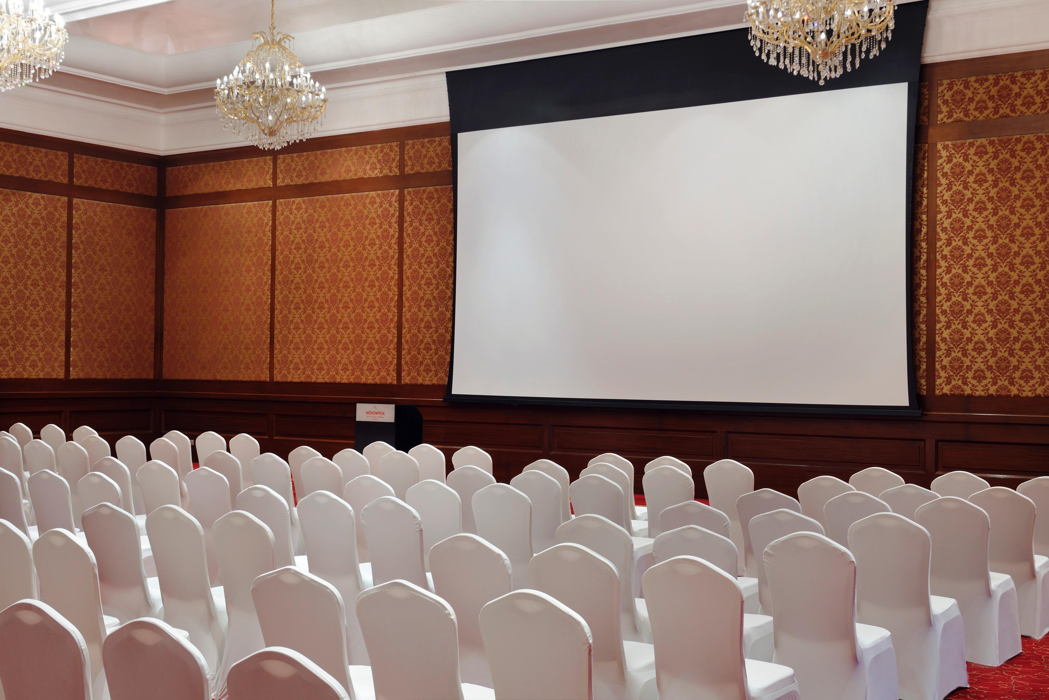 Moevenpick Hotel & Resort Al Bida'A Salmiya Exterior photo A projection screen in a conference room