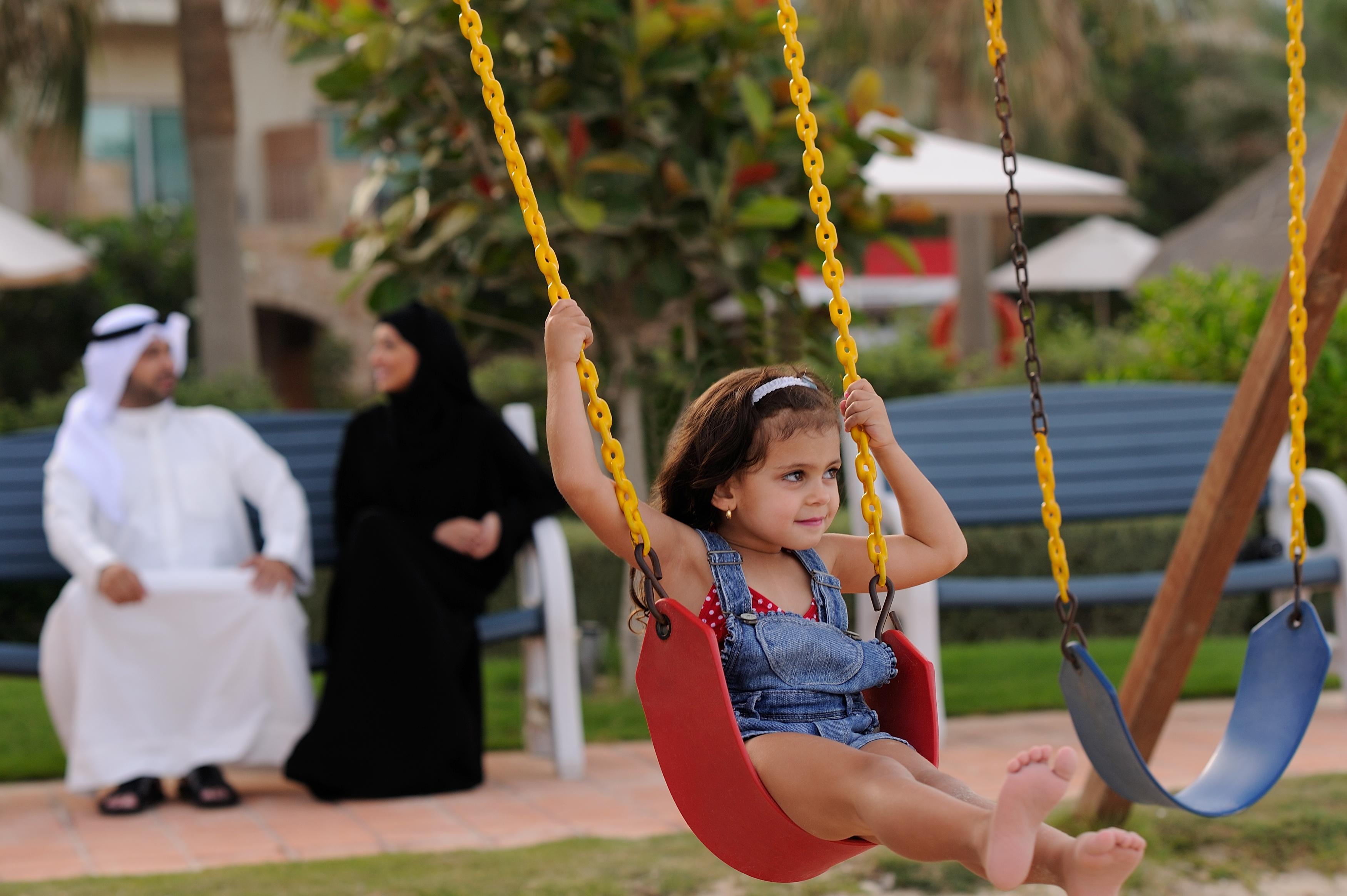 Moevenpick Hotel & Resort Al Bida'A Salmiya Exterior photo A child on a swing